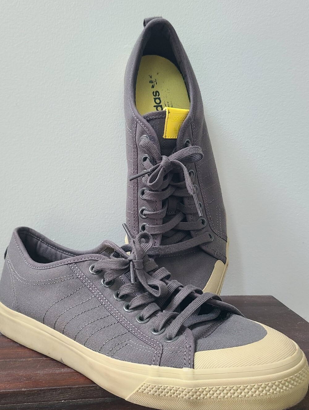 Adidas Nizza Olive Gray Sneakers Mens Size 11.5